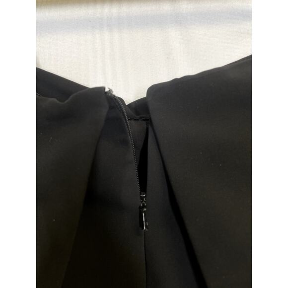 BADGLEY MISCHKA Off The Shoulder Grommet Crepe Evening Gown Black Size 4 - Picture 7 of 15